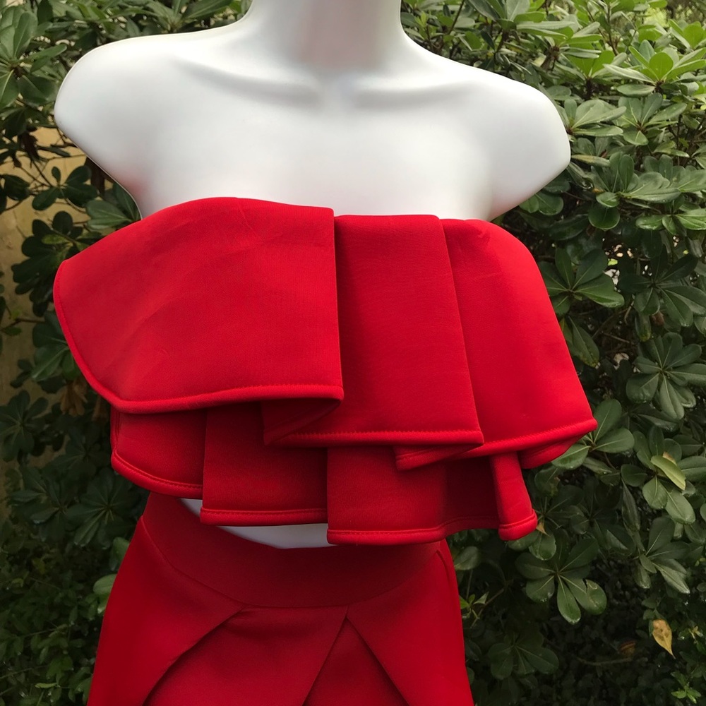 MABLE Red Strapless Ruffle Top and Skirt Set NWT Size S - Picture 3 of 16